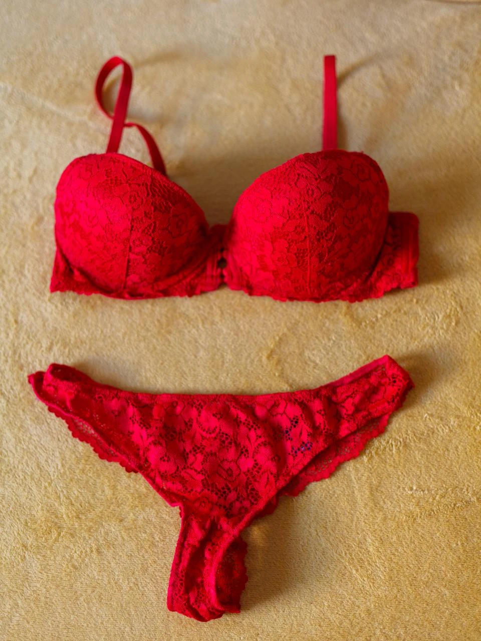 💃 Passion rouge : Ensemble lingerie push-up dentelle Undiz 90B & XS – photo 2
